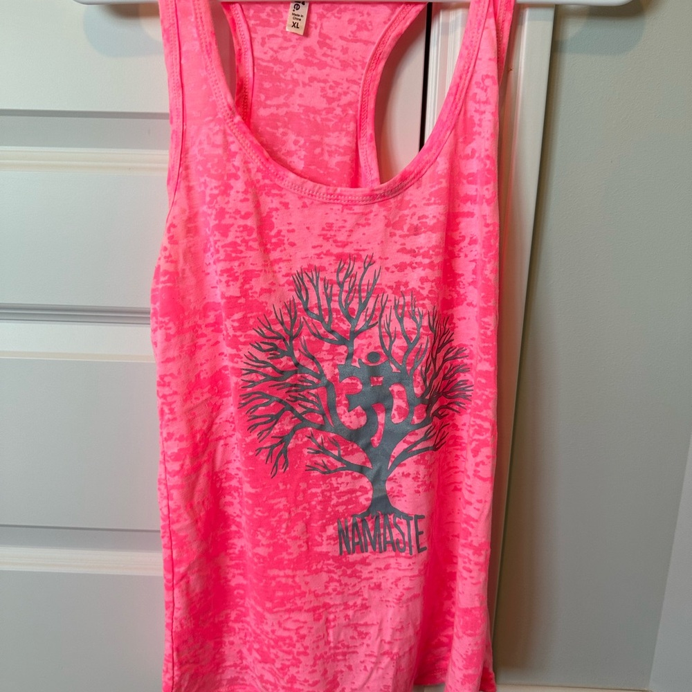 Pack of six toga tanks - like new